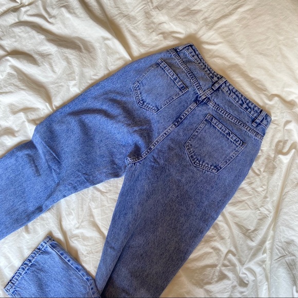Misguided High Rise Straight Leg Jeans - Picture 6 of 6